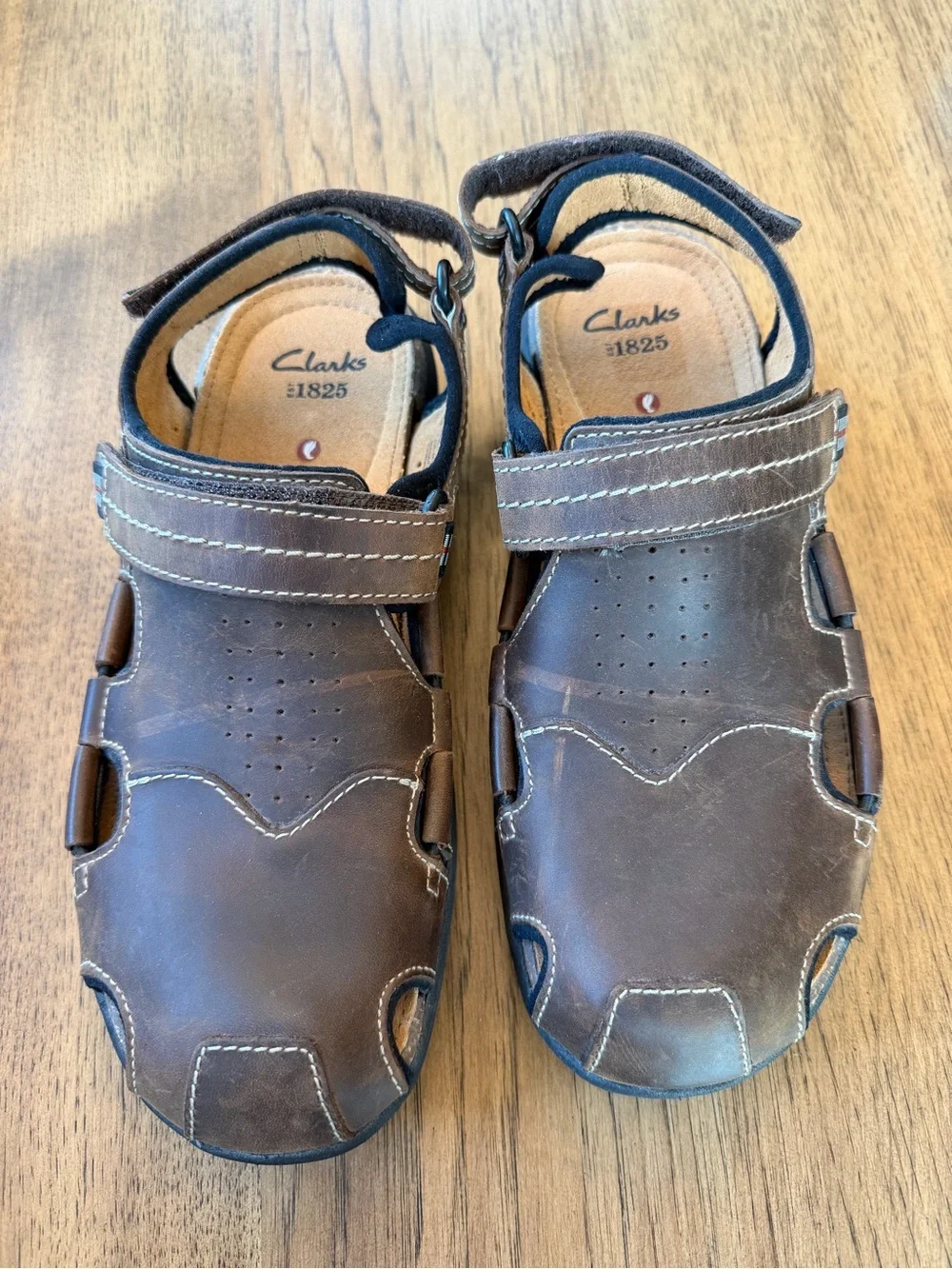 Men's Clarks Brown Leather Closed-Toe Fisherman Sandals